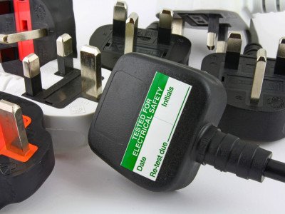 Electrician in Leeds | Local Electrician & Electrical Services Company photo 2