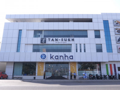 Kanha Group photo 2