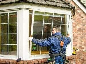 bedroom window repair services
