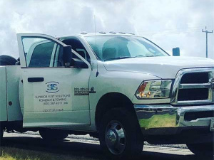 Superior Fleet Solutions logo