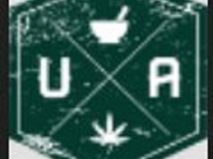 Uncommon Apothecary logo