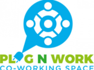 Plug N Work logo